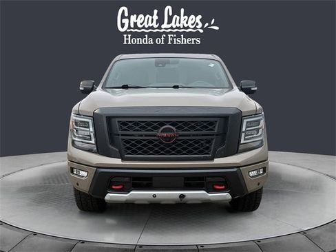 Used 2023 Nissan Titan PRO-4X w/ Pro-4x Convenience Package image 8