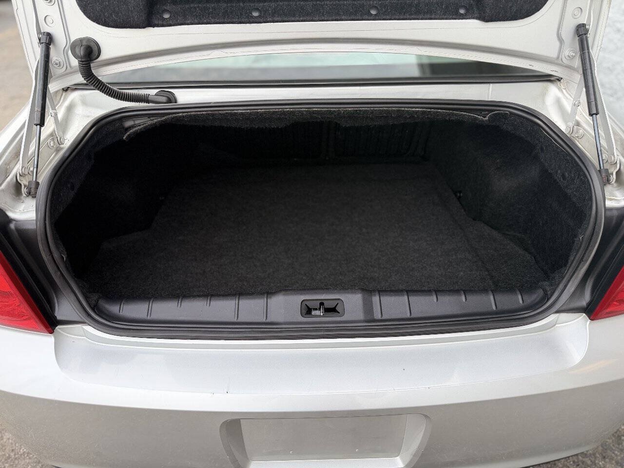 Used 2012 Chevrolet Malibu LS FWD image 11