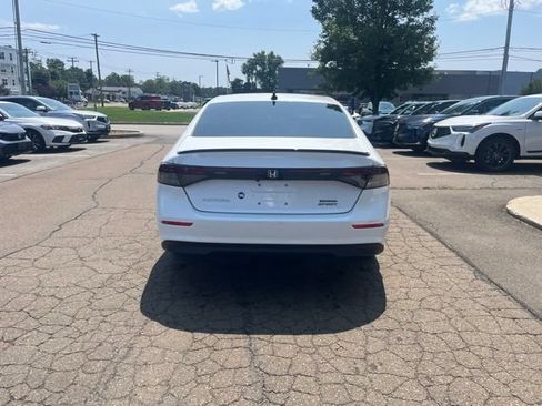 Used 2025 Honda Accord Sport image 11