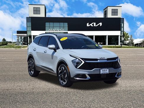 Used 2024 Kia Sportage SX AWD/4WD image 3