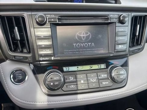 Used 2014 Toyota RAV4 Limited AWD/4WD image 9