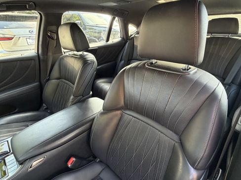 Used 2018 Lexus LS 500 w/ Interior Upgrade Package RWD image 19