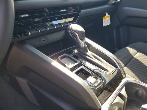 New 2026 GMC Canyon Elevation w/ Convenience Package image 16