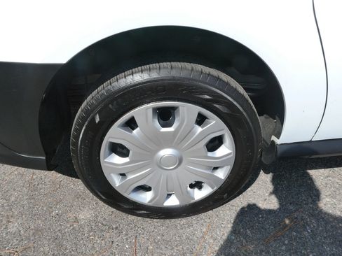 Used 2020 Ford Transit Connect XL FWD image 32