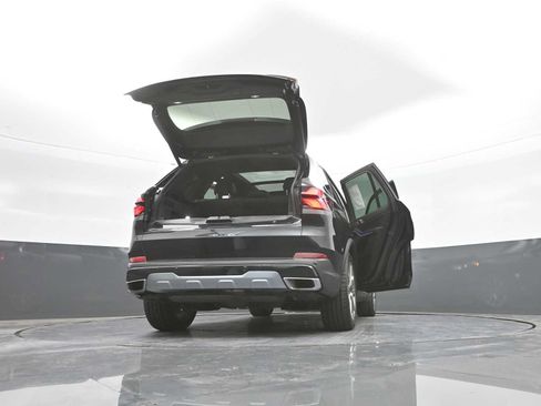 Used 2025 BMW X5 xDrive50e AWD/4WD image 53