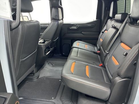 Used 2024 GMC Sierra 1500 AT4 w/ Technology Package image 38