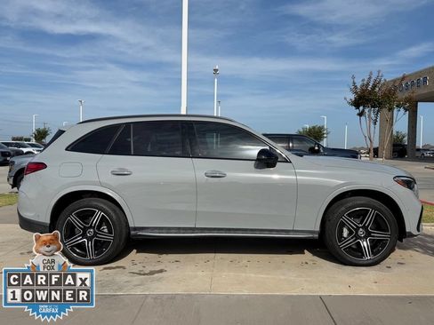 Used 2025 Mercedes-Benz GLC 300 4MATIC image 16