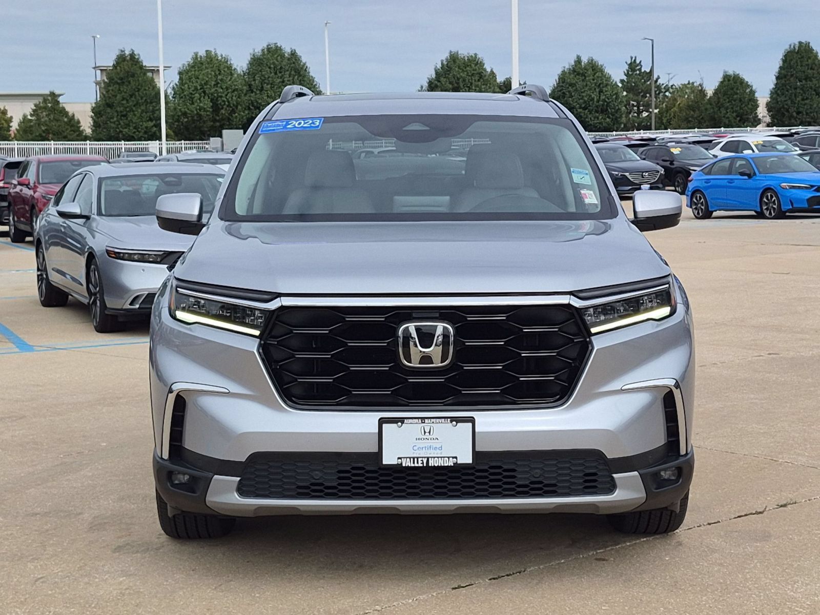Certified 2023 Honda Pilot Touring image 3