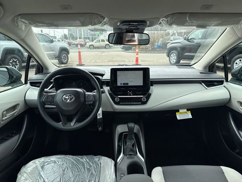 New 2026 Toyota Corolla LE image 10