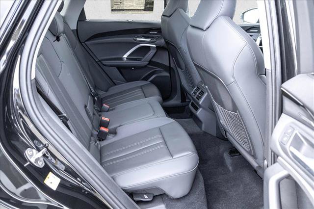 Certified 2025 Audi Q5 Premium w/ Premium Plus AWD/4WD image 24