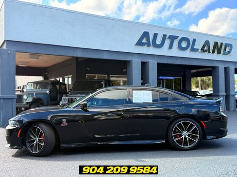 Used 2016 Dodge Charger R/T Scat Pack w/ Beats Audio Group RWD image 4