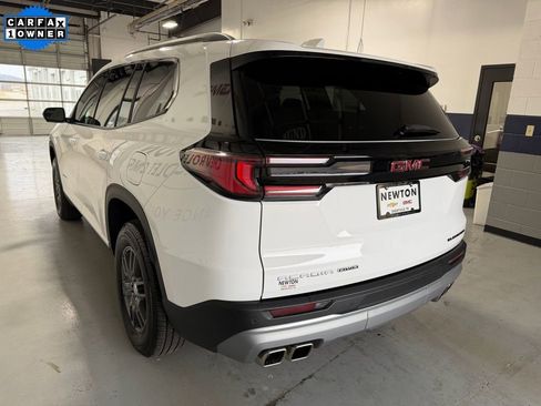 Used 2025 GMC Acadia Elevation image 35