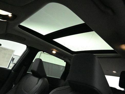 Certified 2025 INFINITI QX60 Luxe image 22