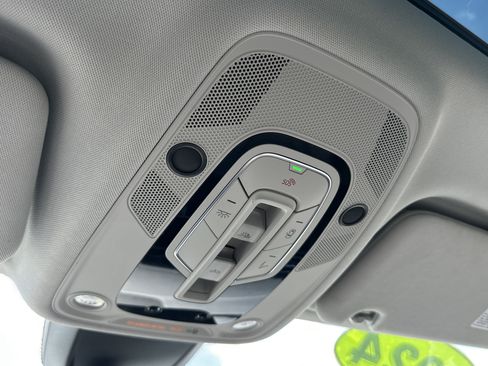 Used 2024 Audi Q7 Premium Plus image 21