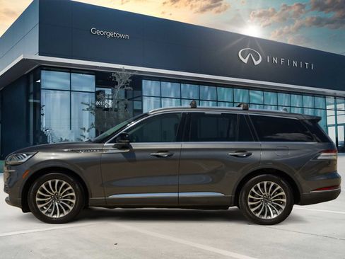 Used 2020 Lincoln Aviator Reserve w/ Equipment Group 201A RWD image 7