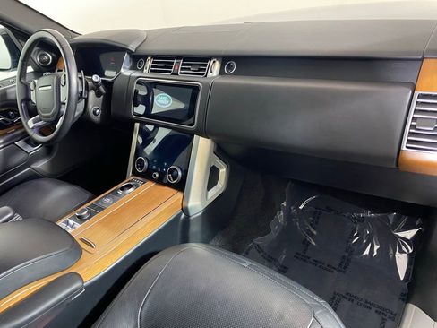 Used 2019 Land Rover Range Rover Supercharged AWD/4WD image 30