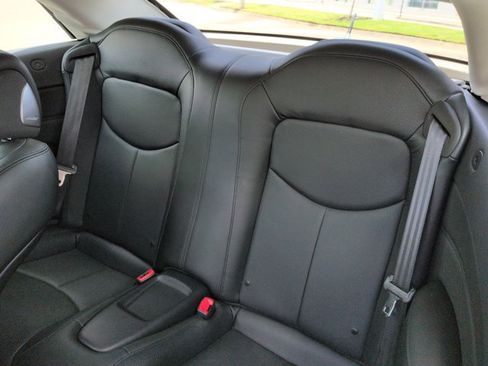 Used 2015 INFINITI Q60 Convertible w/ Premium Package RWD image 17
