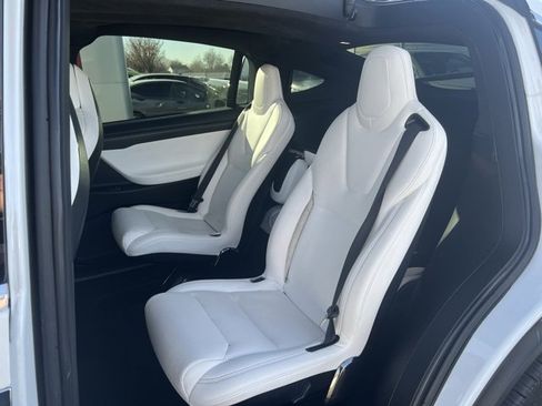 Used 2018 Tesla Model X P100D image 7