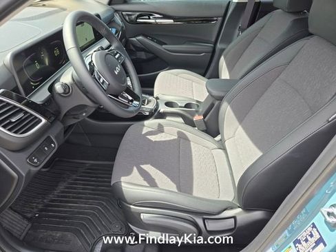 New 2026 Kia Seltos S FWD image 10