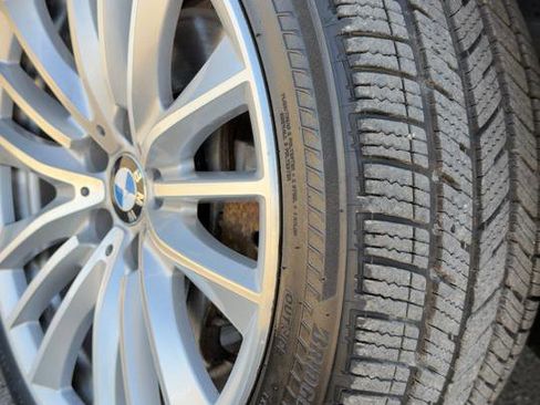 Used 2012 BMW 550i xDrive Sedan image 5