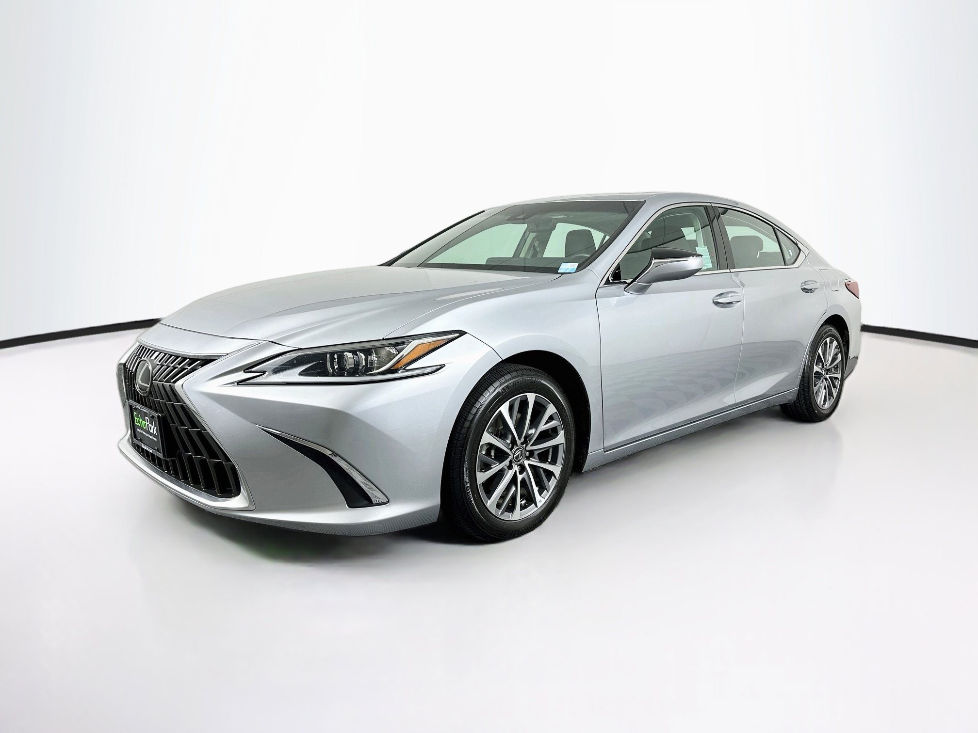 Used 2023 Lexus ES 350 w/ Accessory Package (Z1) FWD image 3