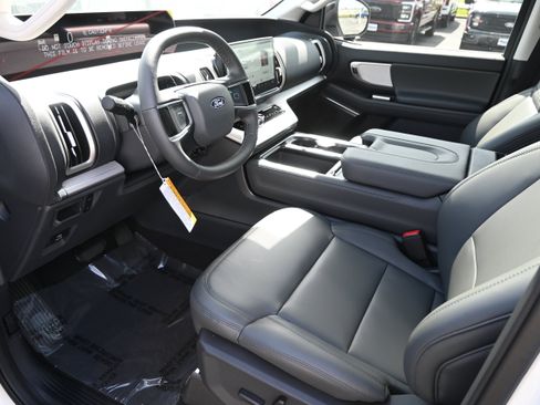 New 2027 Ford Expedition Max Active RWD image 16