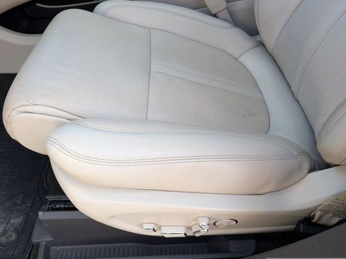 Used 2020 Lincoln Nautilus Reserve w/ Equipment Group 202A image 25