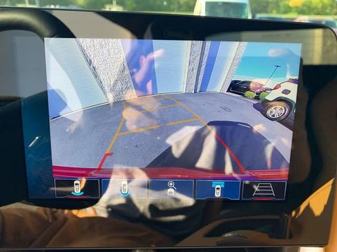 Used 2024 Chevrolet Corvette Stingray Premium Conv w/ Z51 Performance Package image 23