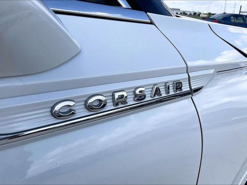 Used 2022 Lincoln Corsair Reserve image 21