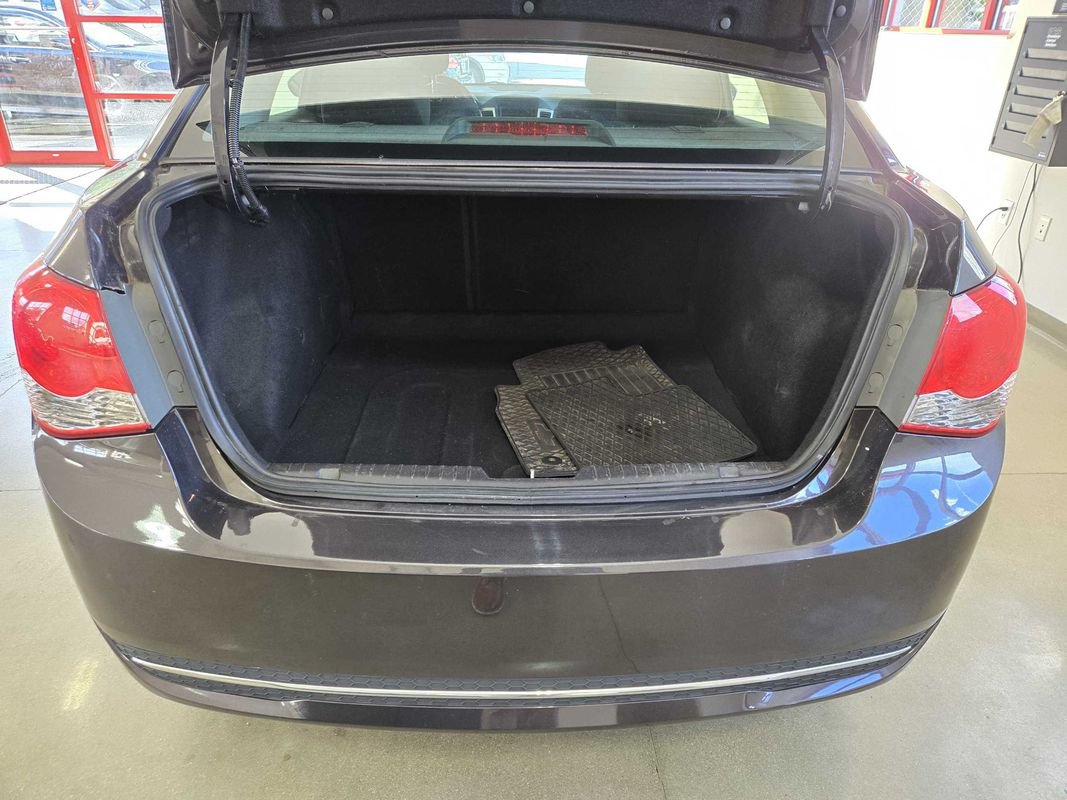 Used 2016 Chevrolet Cruze LT FWD image 26
