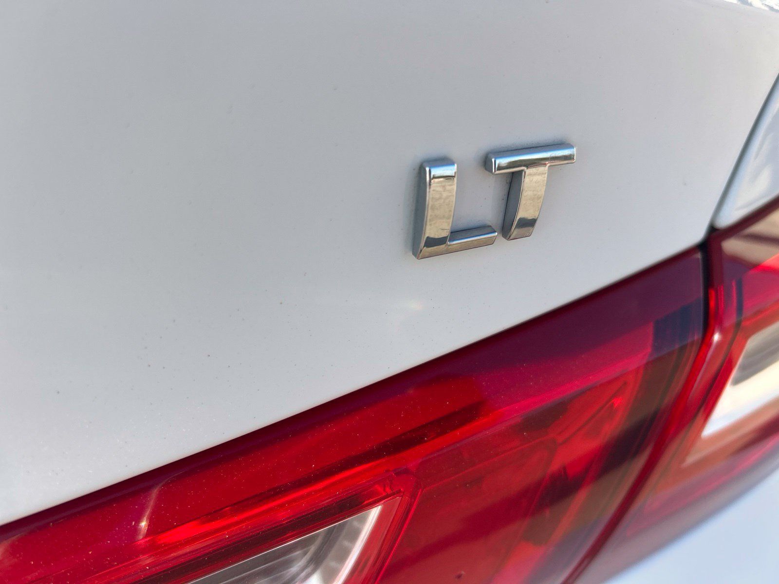 Used 2024 Chevrolet Malibu LT FWD image 13