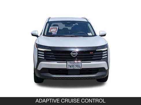 Certified 2025 Nissan Kicks SR w/ Illumination Package FWD image 4