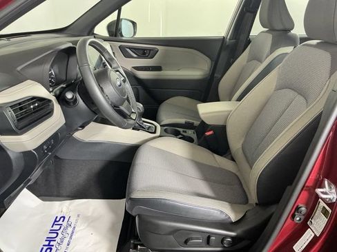 Used 2025 Subaru Forester Premium AWD/4WD image 15