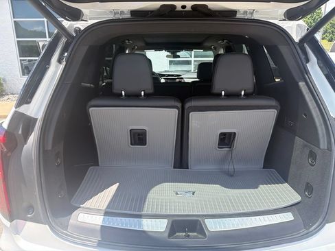 Used 2021 Cadillac XT6 Luxury AWD/4WD image 11