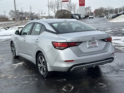 Certified 2022 Nissan Sentra SV image 6