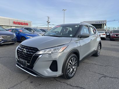 Certified 2021 Nissan Kicks SV