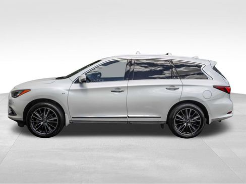 Used 2016 INFINITI QX60 Luxe w/ Deluxe Technology Package AWD/4WD image 11