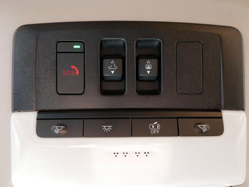 Certified 2024 Nissan Pathfinder Platinum w/ Cargo Package image 34