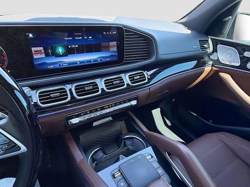 Used 2024 Mercedes-Benz GLE 450 4MATIC image 28