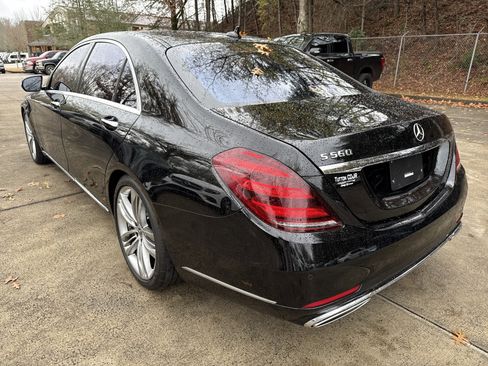 Used 2019 Mercedes-Benz S 560 Sedan image 5