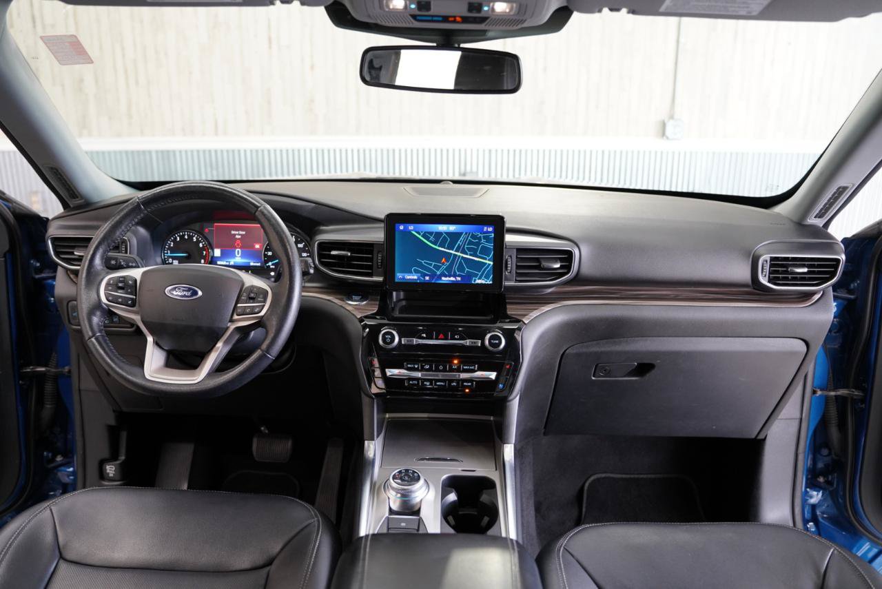 Used 2022 Ford Explorer Limited AWD/4WD image 17