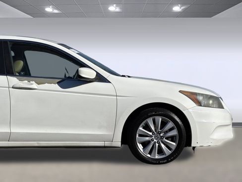 Used 2011 Honda Accord EX-L image 31