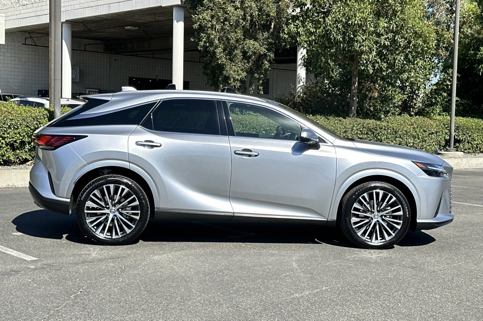Certified 2025 Lexus RX 350 w/ Convenience Package AWD/4WD image 8