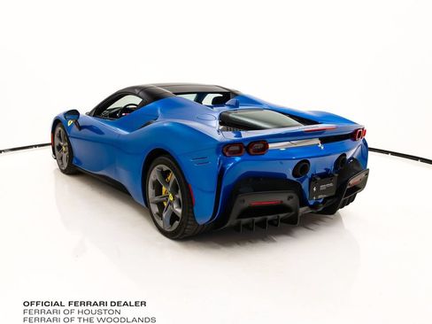 Used 2023 Ferrari SF90 Spider AWD/4WD image 25