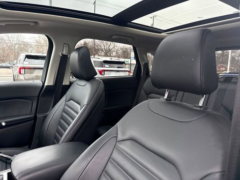 Used 2024 Ford Edge SEL w/ Convenience Package image 26