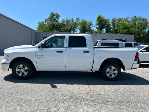 Used 2022 RAM 1500 Tradesman w/ Chrome Appearance Group AWD/4WD image 6