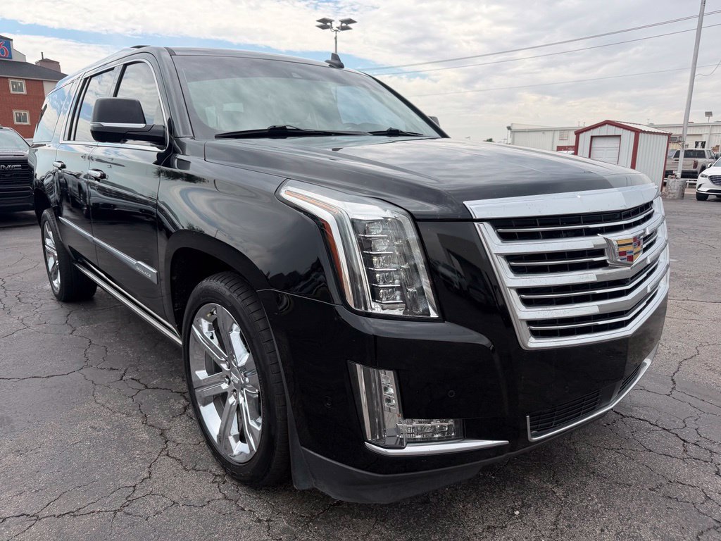 Used 2018 Cadillac Escalade ESV Platinum AWD/4WD image 5