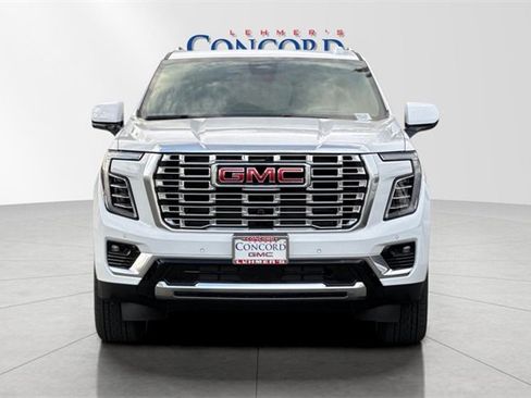 New 2026 GMC Yukon XL Denali w/ Sun & Power Step Package image 9