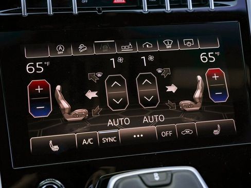 Used 2019 Lamborghini Urus image 13