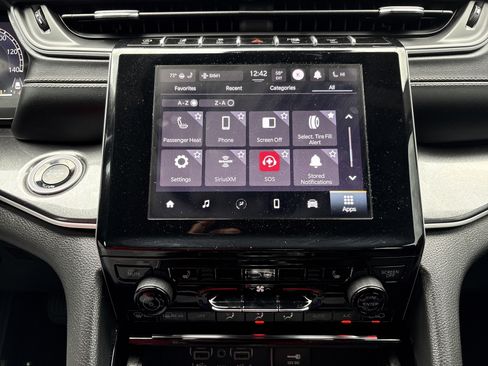 Certified 2023 Jeep Grand Cherokee Altitude image 12